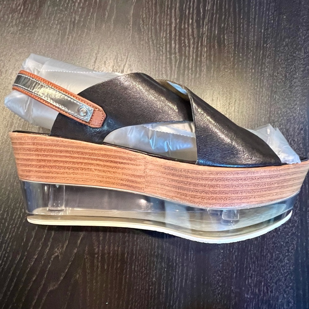 AGL black leather, wood and lucite platform shoes